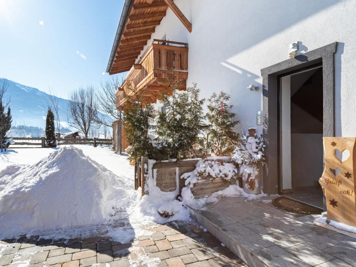 Elegant Apartment In Saalfelden With Balcony 外观 照片